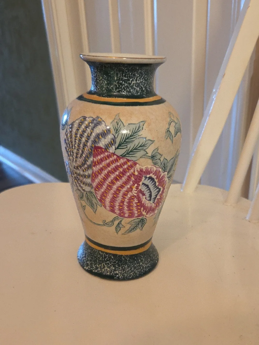 Hand-Painted Floral Ceramic Vase in Cream and Green. Vintage Japanese Moriage.